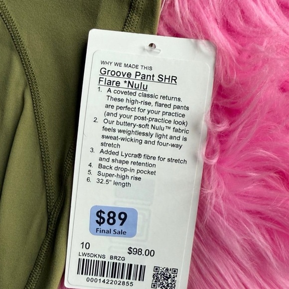 Lululemon size 10 Groove Pant SHR
Flare *Nulu, bronze green - Picture 2 of 3